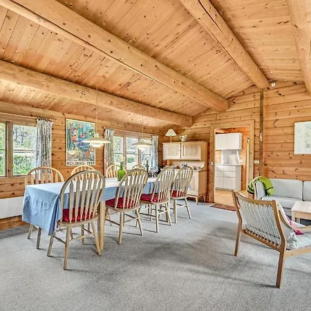 Four-bedroom In Otterup