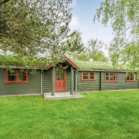 Holiday home Four-bedroom In *