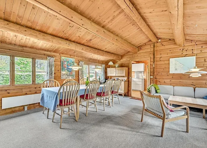 Four-bedroom In Otterup