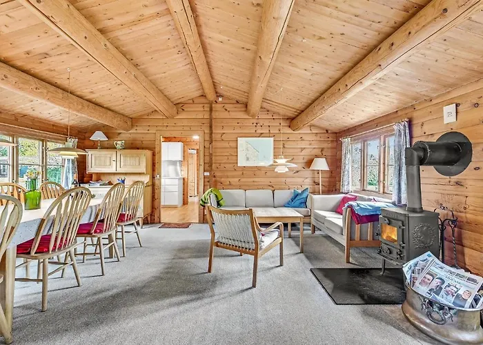 Four-bedroom In Prázdninový dům