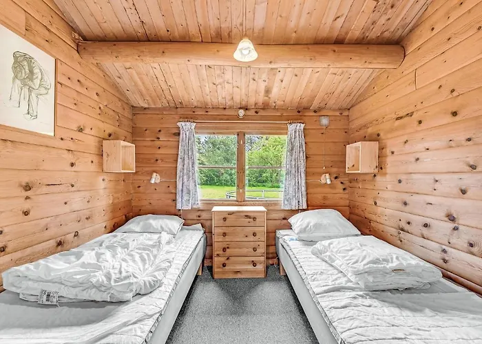 Four-bedroom In Prázdninový dům *